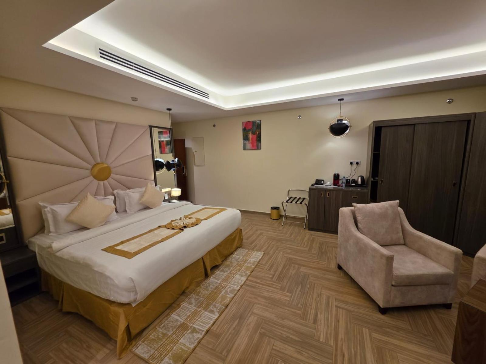 جولدن ايليت Golden Elite